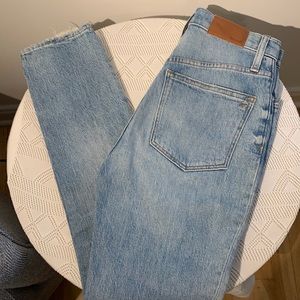 Madewell 11” High Rise Skinny Crop size 24